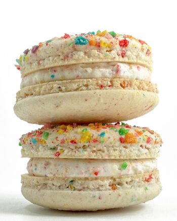 frutiy-pebble-macaron product picture