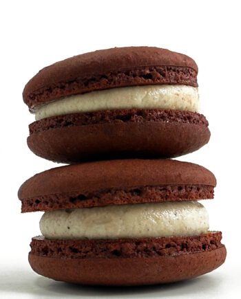 gingerbread-macaron-product picture